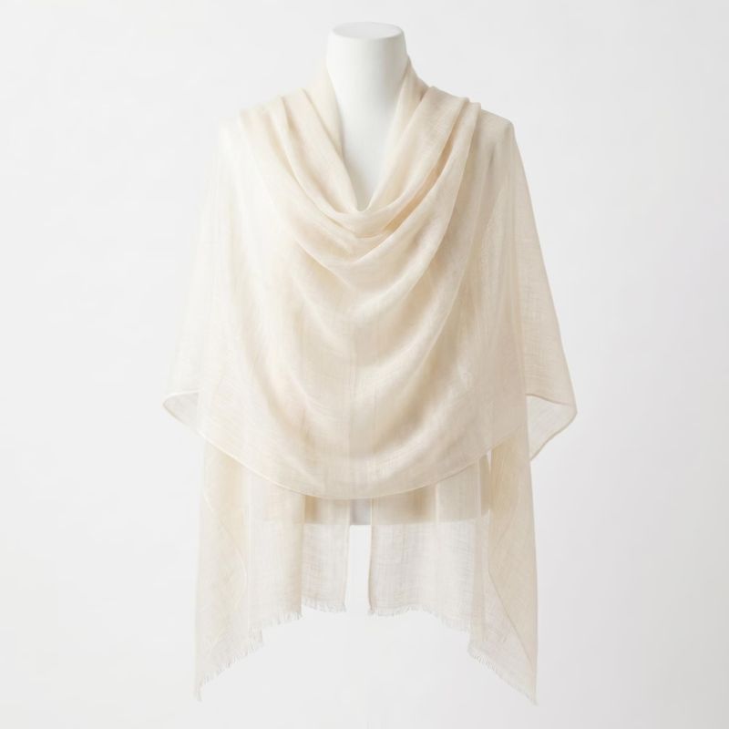 Lumusae off-white Himalayan cashmere shawl